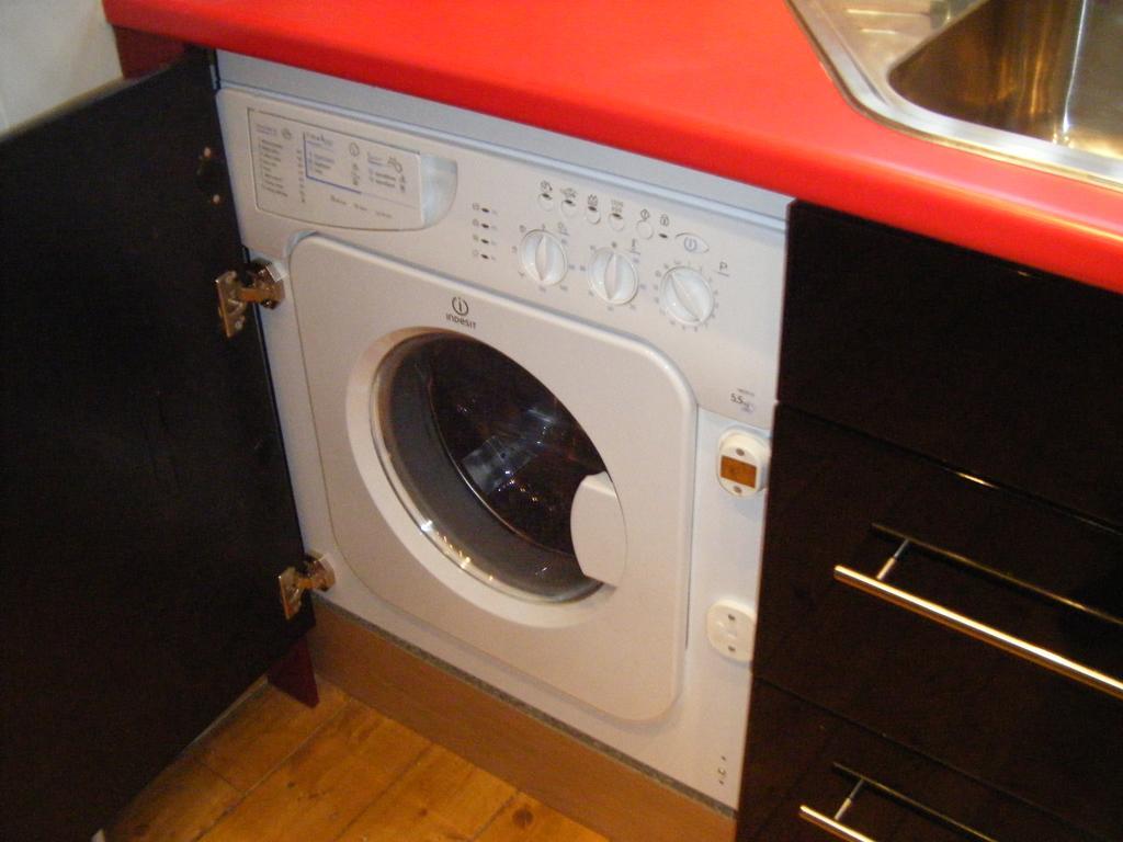F3 2 Bedroomed Town House - Free Parking - Super 150 Mbps Wifi Near Gavin N Stacey Film House - 1 Free Dog Allowed Barry Rum bild